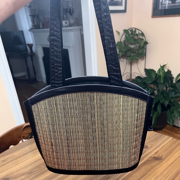 Saraye Tatami Baskets of Cambodia Handbags - Baskets of Cambodia Natural Hand Woven Grass Basket Bag